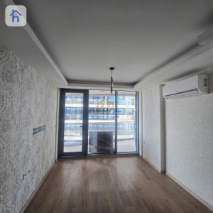 1-bedroom in Wavey Avenue image 2