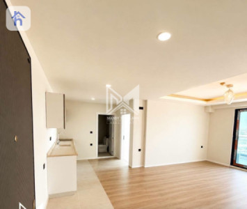 Spacious Living in Serene Location image 6