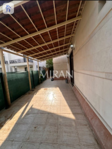 خانوویەکی فراوان لە گوندی ئینگلیزی وێنە 15