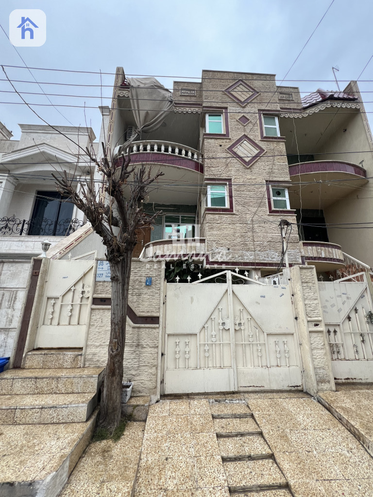 خانووی سێ نهۆمی