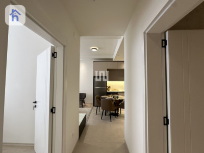 Modern Apartment in DC Towers image 15