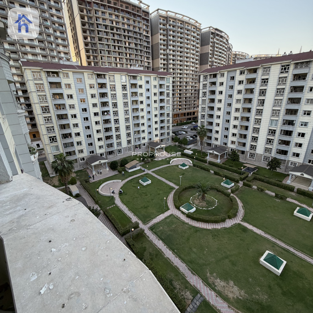 Spacious apartment with 3 bedrooms Resim 2
