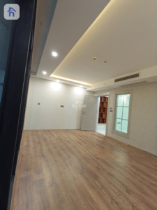 Compact One Bedroom Apartment image 5