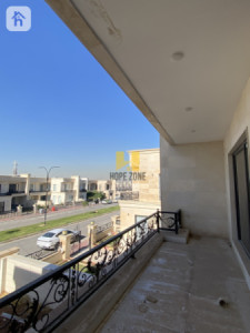 Spacious House with Multiple Rooms Resim 20