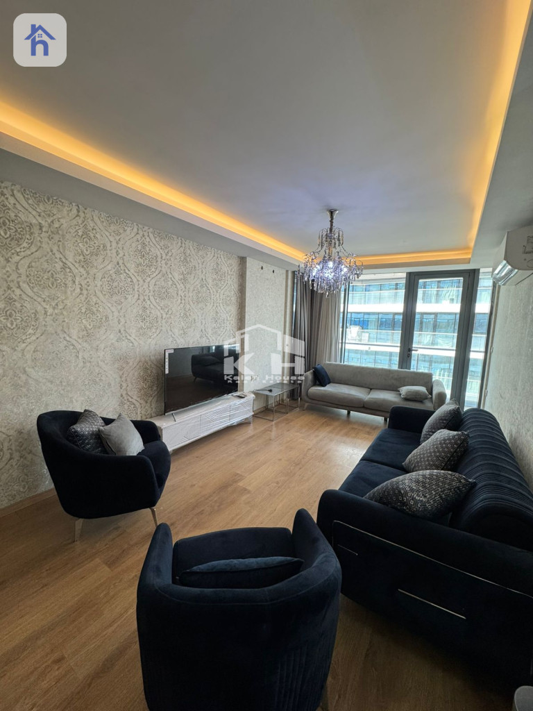 Cosy Residence with High Floor