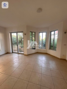 Spacious Family Home in English Village image 2