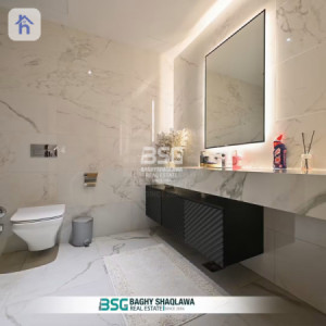 Spacious 3-Bedroom Apartment image 5