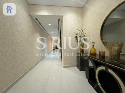 Luxurious Town House with Modern Amenities Image 17