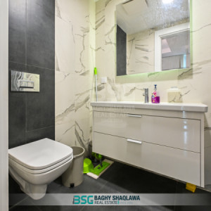 Studio Apartment image 8