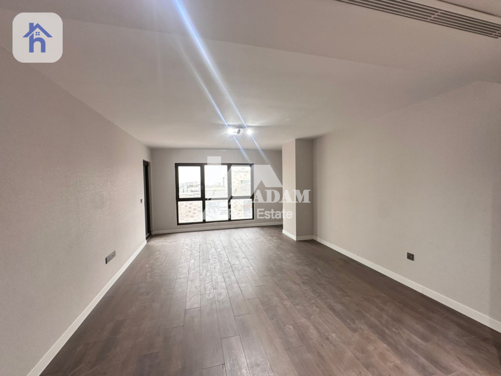 Bright Apartment with One Bedroom