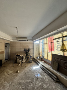 Versatile Commercial Space with 2 Entrances Resim 24