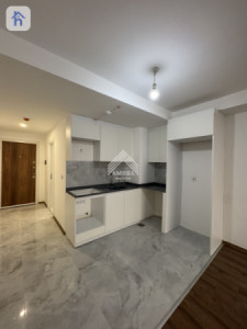 Modern Studio Apartment Available Now image 2