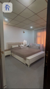 Modern Apartment Image 5