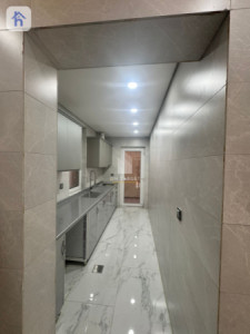 Spacious House For Rent image 7