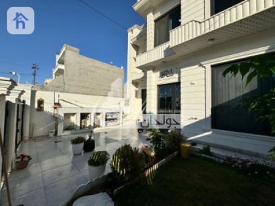 Spacious House with 4 Bedrooms in Kirkuk Resim 3