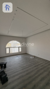 Spacious Office in Italian Village, Erbil image 9