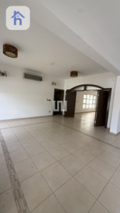 Modern Villa with 4 Bedrooms Resim 14
