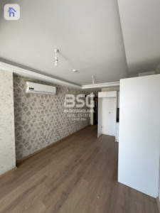 Studio Apartment image 2