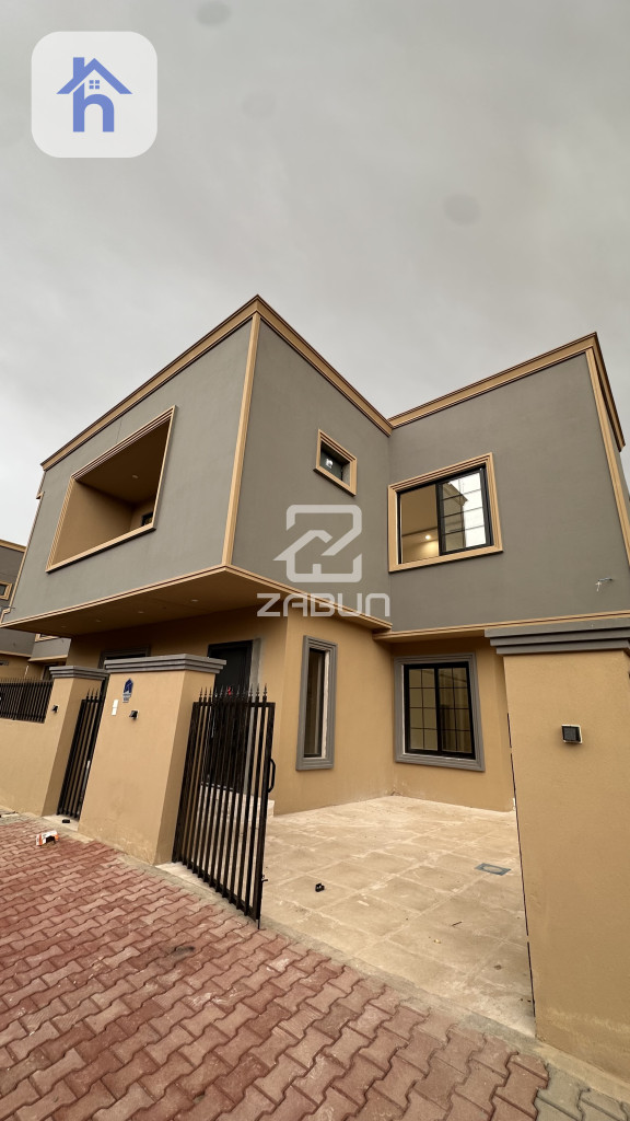 Spacious Family Home in Slava City 2