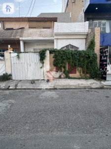 Old House image 1