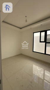 Spacious House with 4 Bedrooms Resim 10