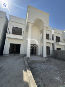 House with 4 Bedrooms in Aram City 2 image 2