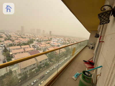 شقة حديثة بإطلالات مذهلة صورة 10