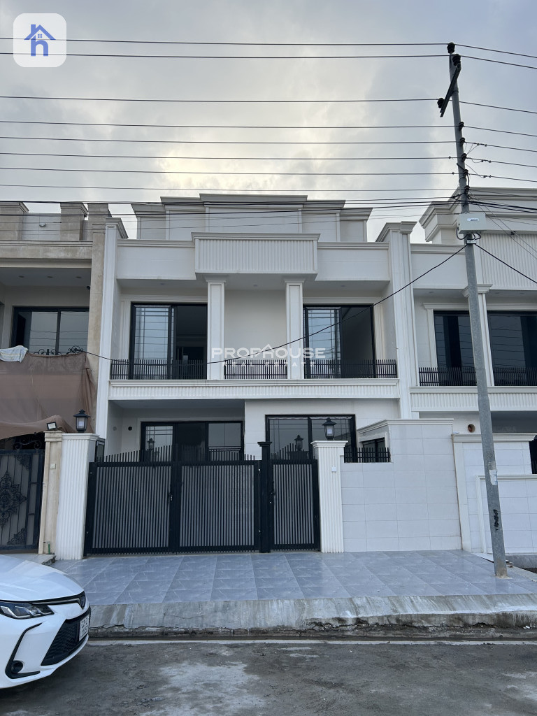 House Opposite Garden