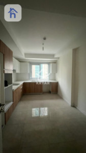 Modern Apartment in Prime Location image 5