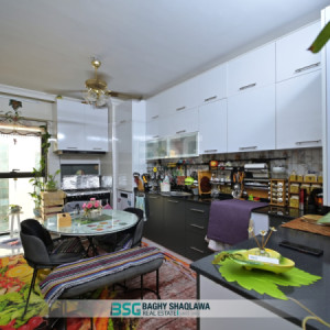 Spacious Apartment with Internal Views image 2