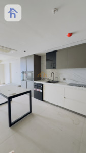 Spacious Apartment in Cavalli Tower Image 11