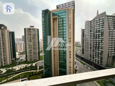 Bright and Spacious Studio in Prime Location Image 7