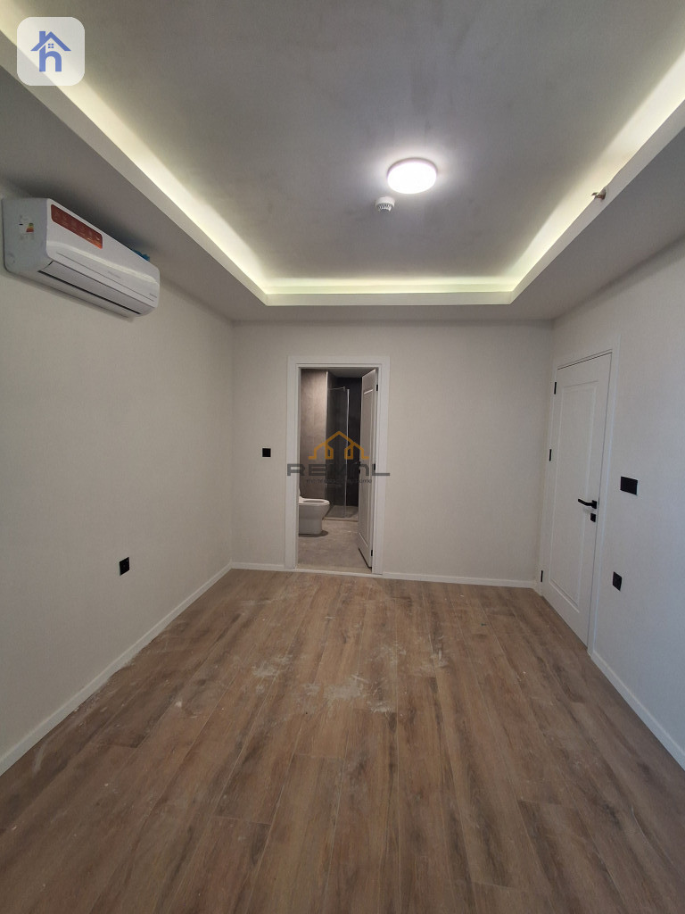 Modern Apartment with 1 Bedroom