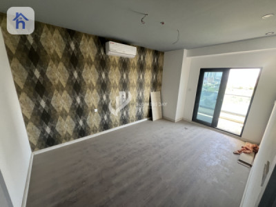Modern 2-Bedroom Apartment Image 4