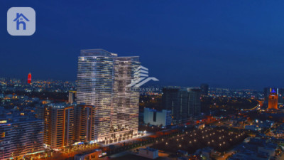 Luxurious Apartment in Prime Location image 1