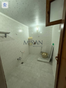 Spacious House with Modern Design Resim 14