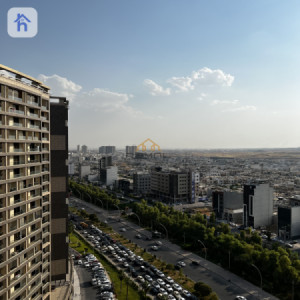 یەک ژووری ڕاخراو بە دیمەنێکی جوان لە ئیمپایەر دایمۆند بۆ کرێ وێنە 8