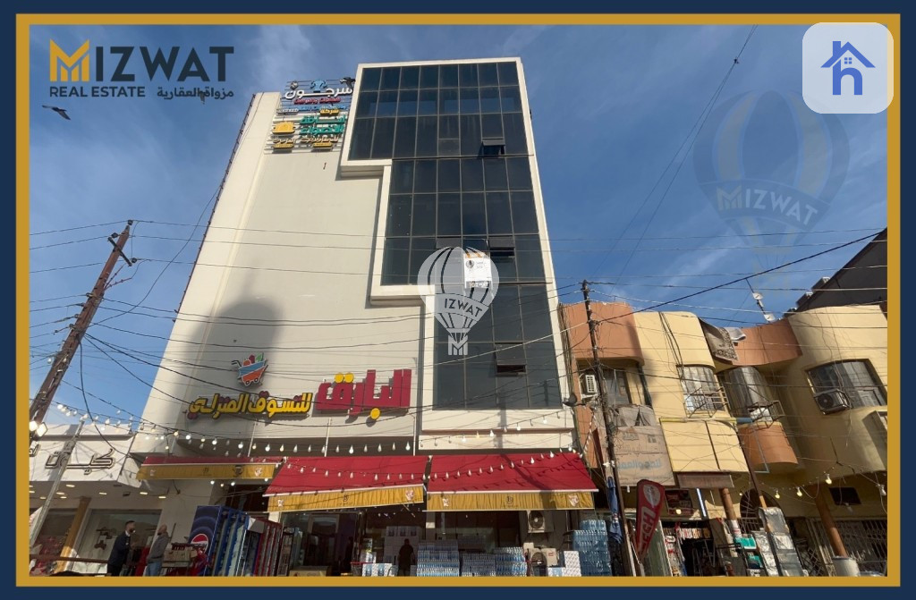 طابق تجاري واسع للإيجار