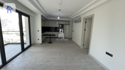 Luxurious Apartment in Rami Towers image 2