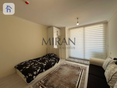 Stylish Apartment with Airport View Image 3
