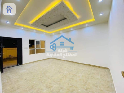 منزل مقابل الحديقة صورة 5