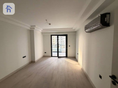 Modern Apartment image 4