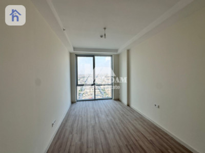 150m corner apartment Image 5