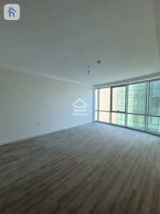 Large 4-Bedroom Apartment For Rent Image 5