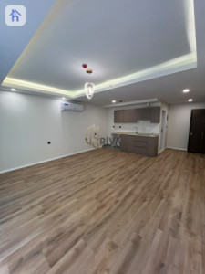 Studio Apartment image 5