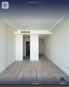 Spacious apartment in Empire Square Resim 3