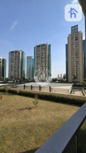 شقة أنيقة مع صالة واسعة صورة 11