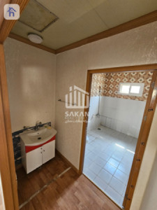 Spacious rental in Korean Village image 12