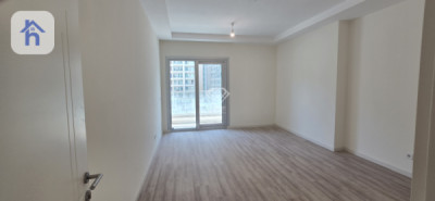 Cozy apartment in Empire Square Image 6
