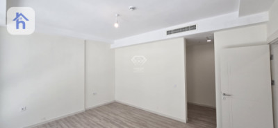 Cozy apartment in Empire Square Image 8